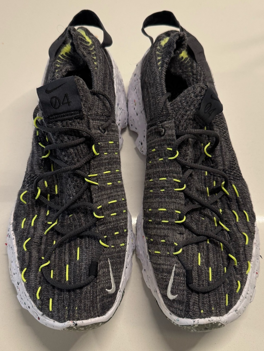 Nike Space Hippie 04 CZ6398-010 Mens Size 9 Dark Gray Knit Sneakers